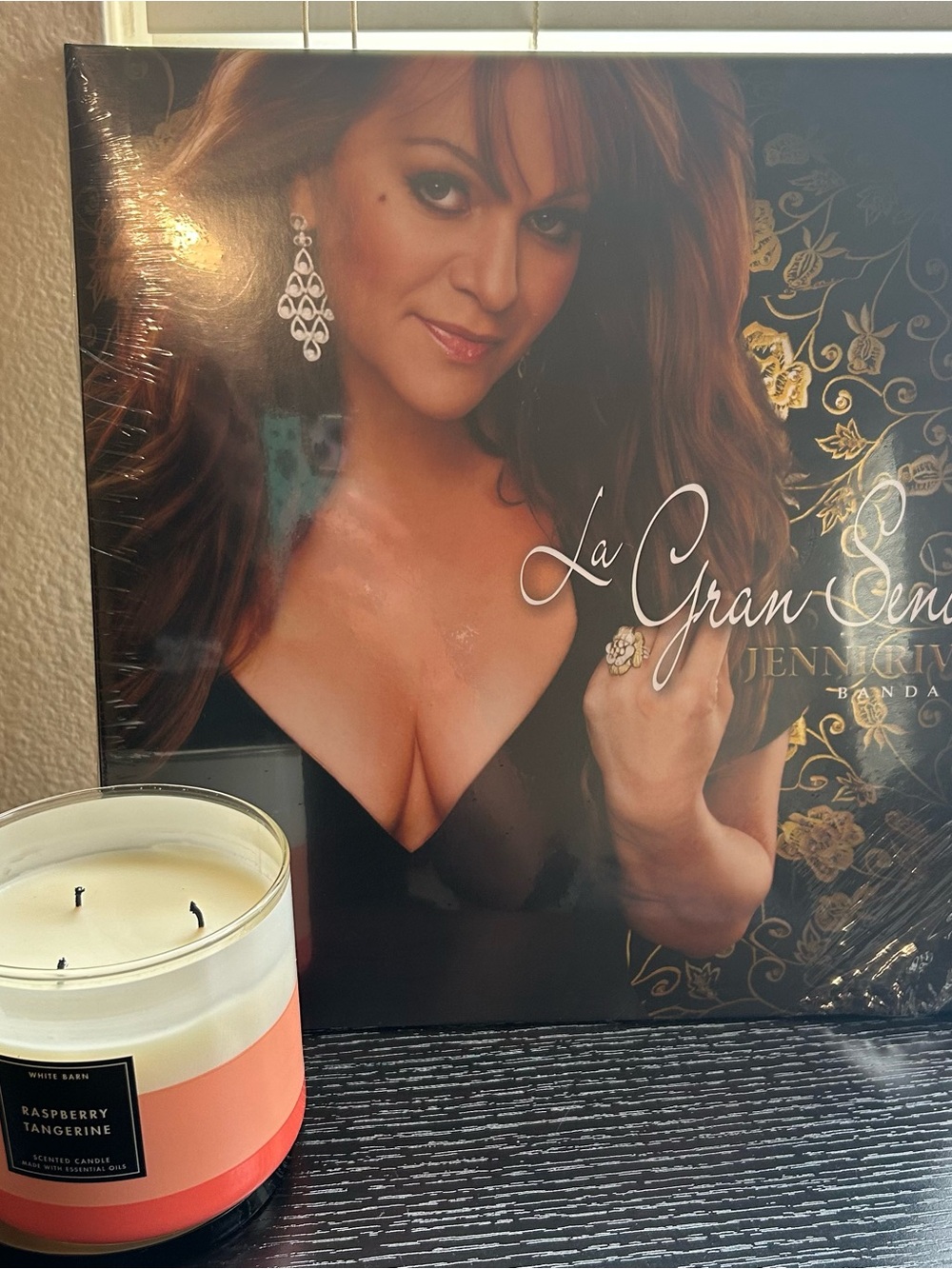 La Gran Señora Vinyl Record - Brown Hair Portrait Cover